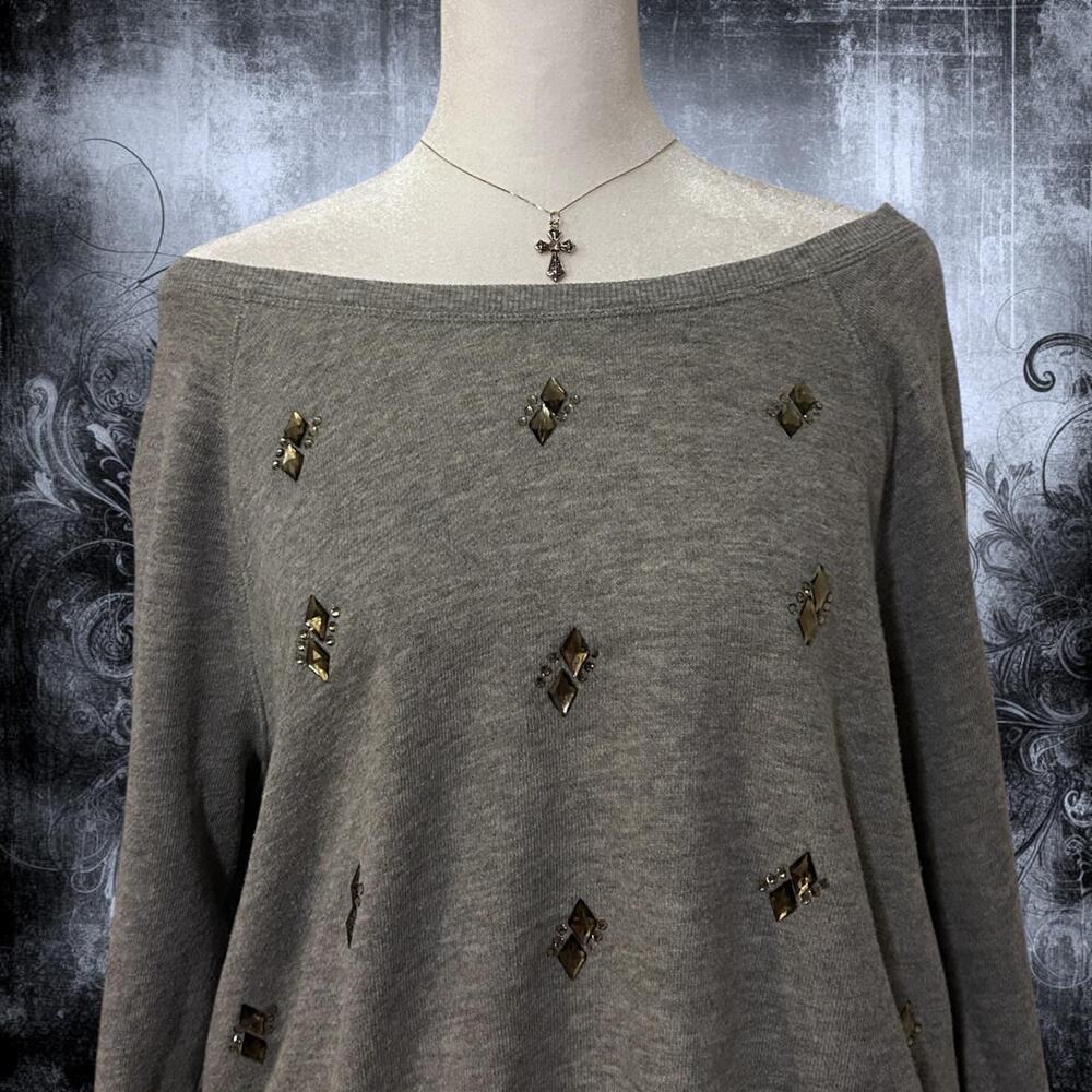 diamond-cut studs and rhinestone accents grey light pullover